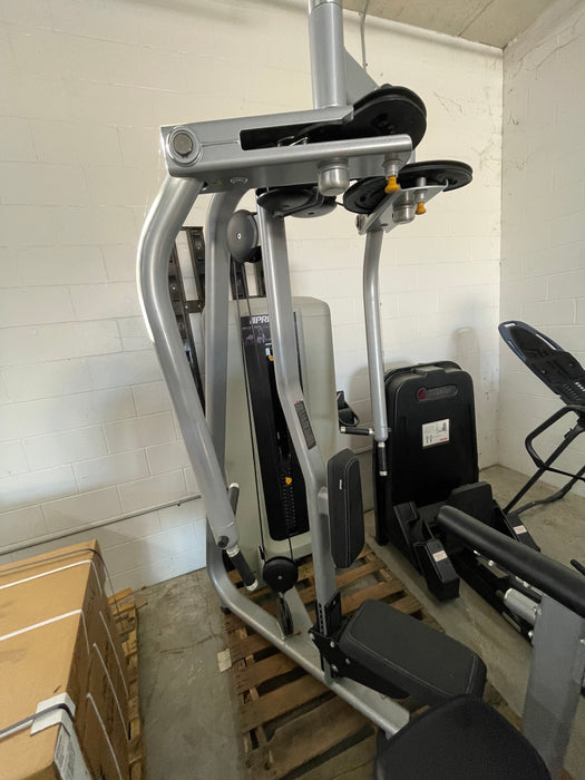 Used Precor Pec FLy/ Rear Delt