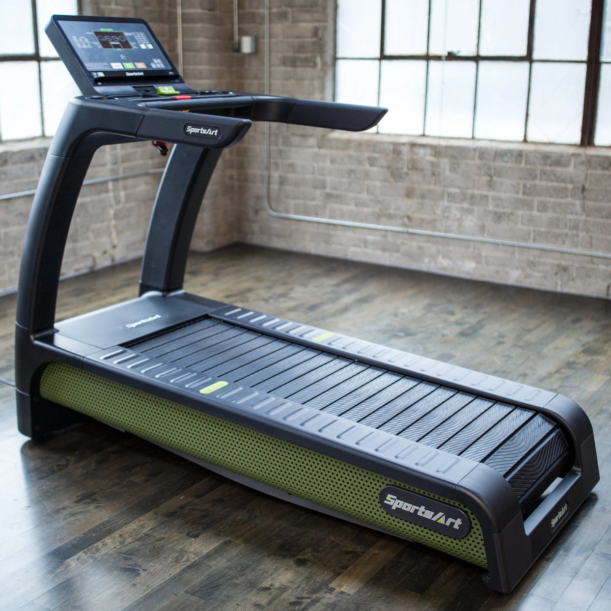 SportsArt Eco Powr G690 Verde Treadmill